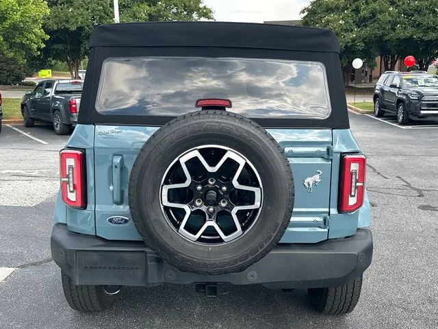 Used 2022  Ford Outer Banks image 4