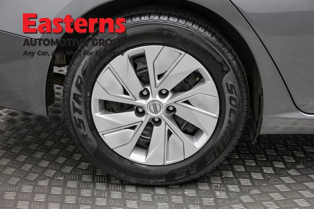 Used 2023 Gray Nissan 2.5 S image 25