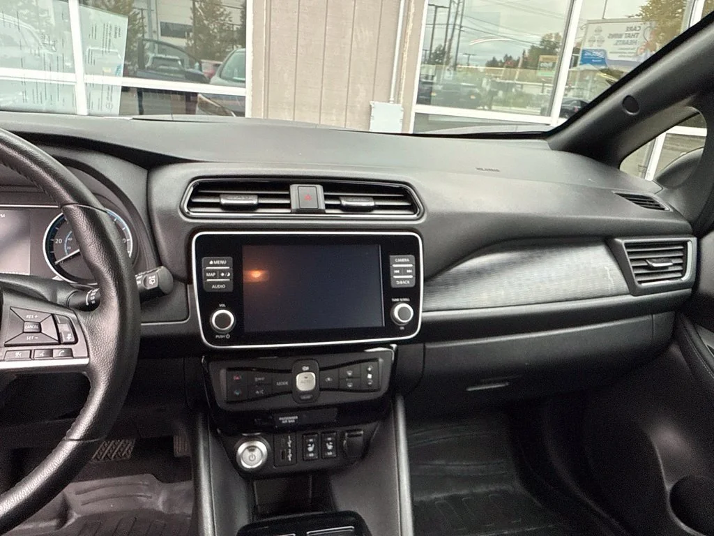 Used 2022 Deep Blue Pearl Nissan SV image 22