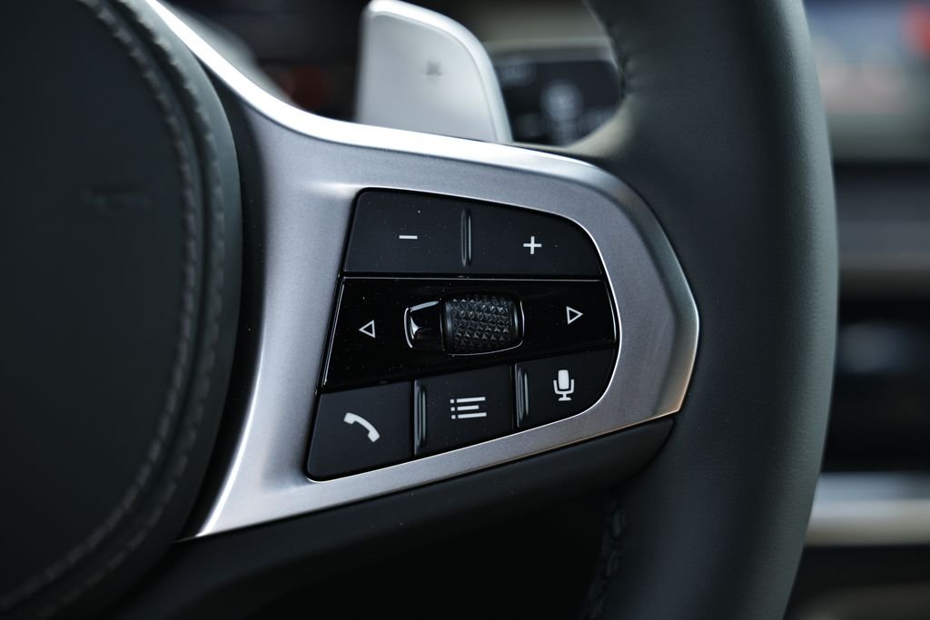 New 2026 Carbon Black BMW xDrive40i image 36
