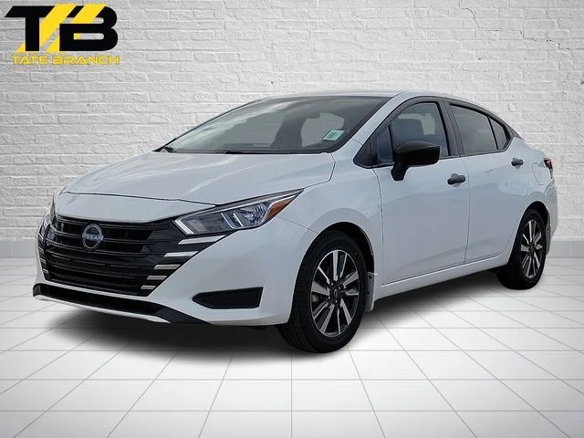 2024 Nissan Versa 1.6 S CVT's photo