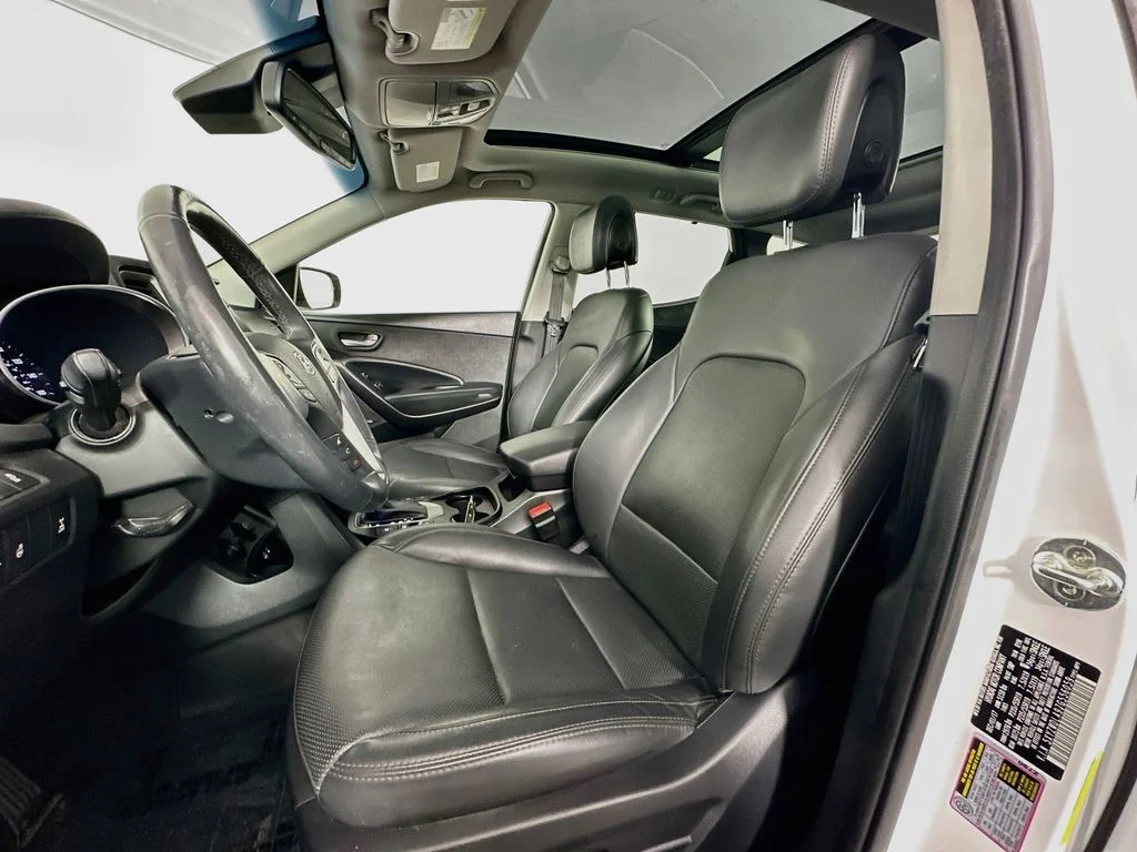 Used 2018 Pearl White Hyundai 2.0T Ultimate image 23