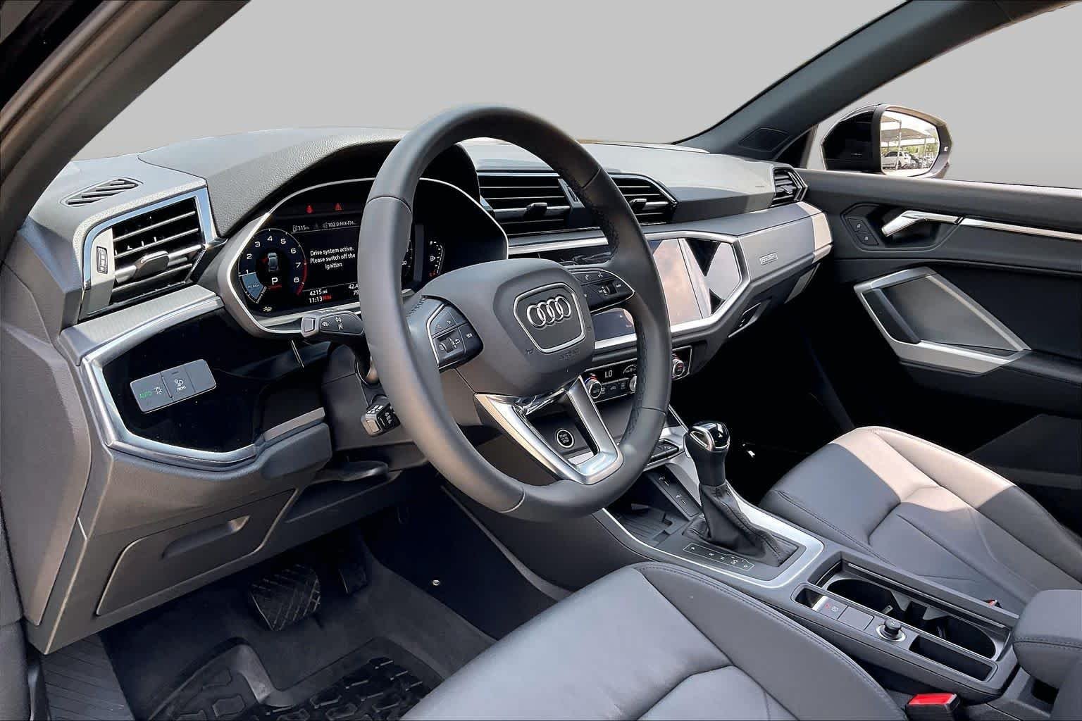 Used 2025 Mythos Black Metallic Audi S line Premium image 18