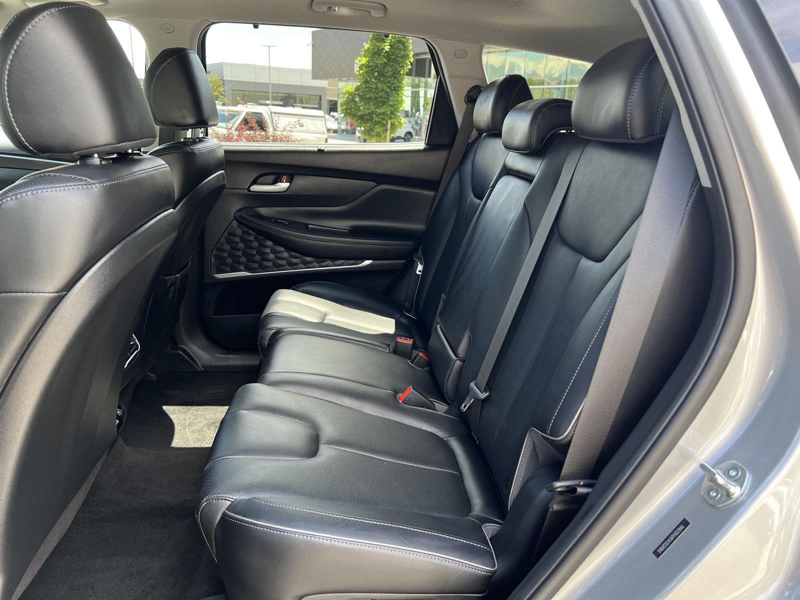 Certified Used 2023 Shimmering Silver Hyundai Limited image 27