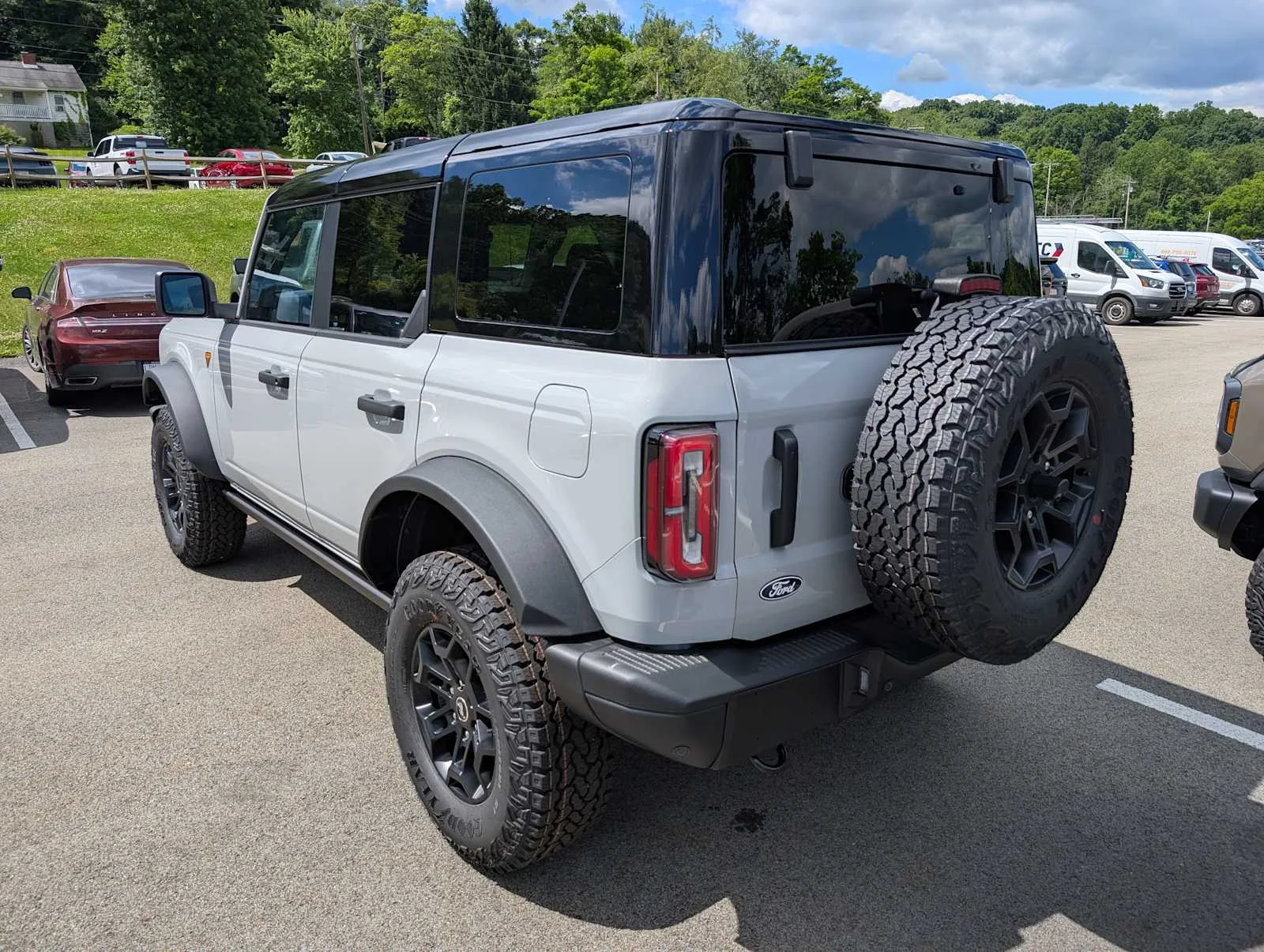 New 2026 Avalanche Gray Ford Badlands® image 9