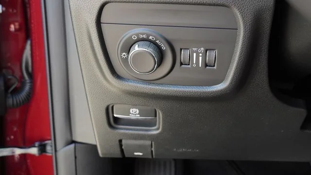 New 2026 Velvet Red Pearlcoat Jeep Laredo image 21