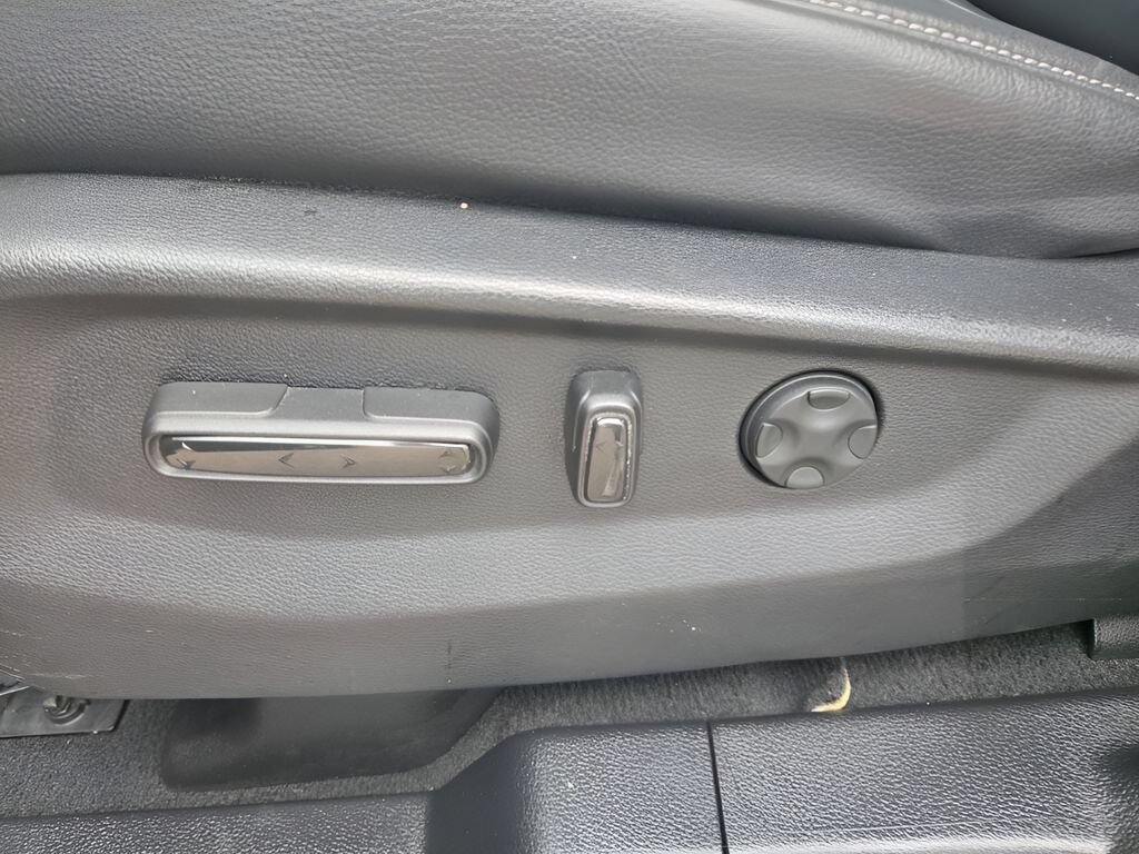 Used 2024 Gray Honda EX-L image 19