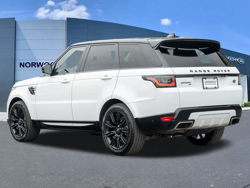 Used 2022 White Land Rover HSE Silver Edition image 6