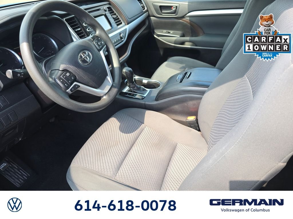 Used 2019 Shoreline Mist Toyota LE image 20