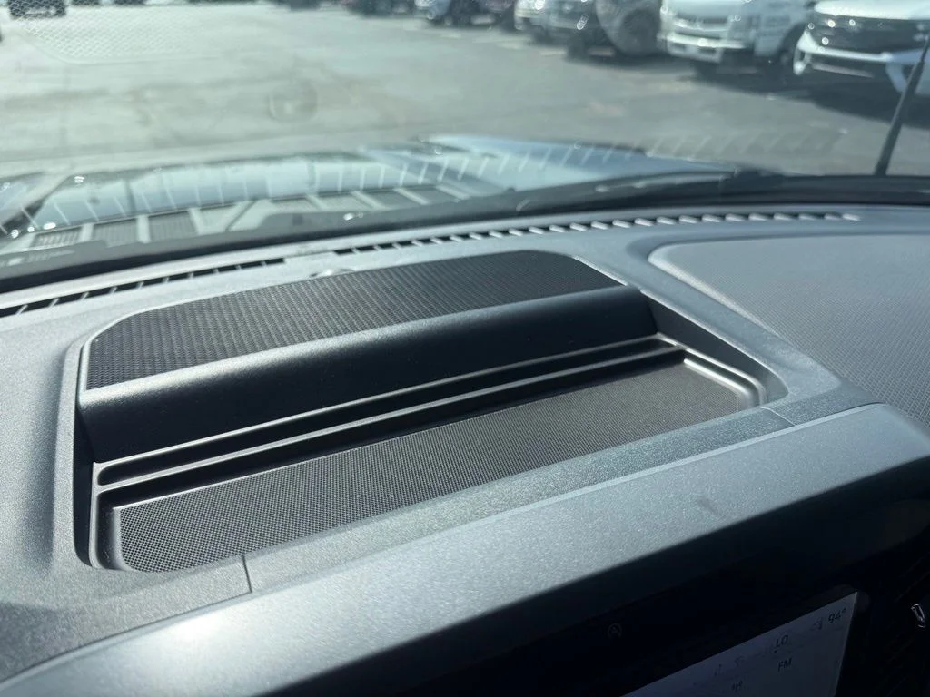 New 2026 Agate Black Metallic Ford XLT image 22
