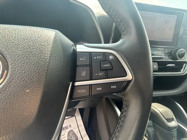 2023 Toyota Highlander XLE - Photo 21