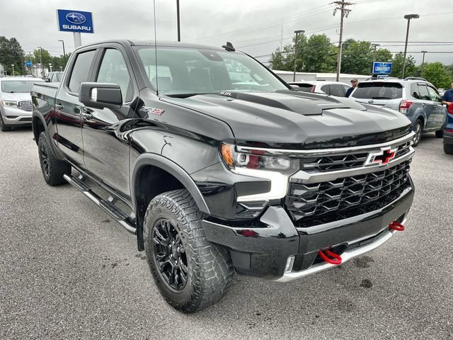 Used 2023 Black Chevrolet ZR2 image 10