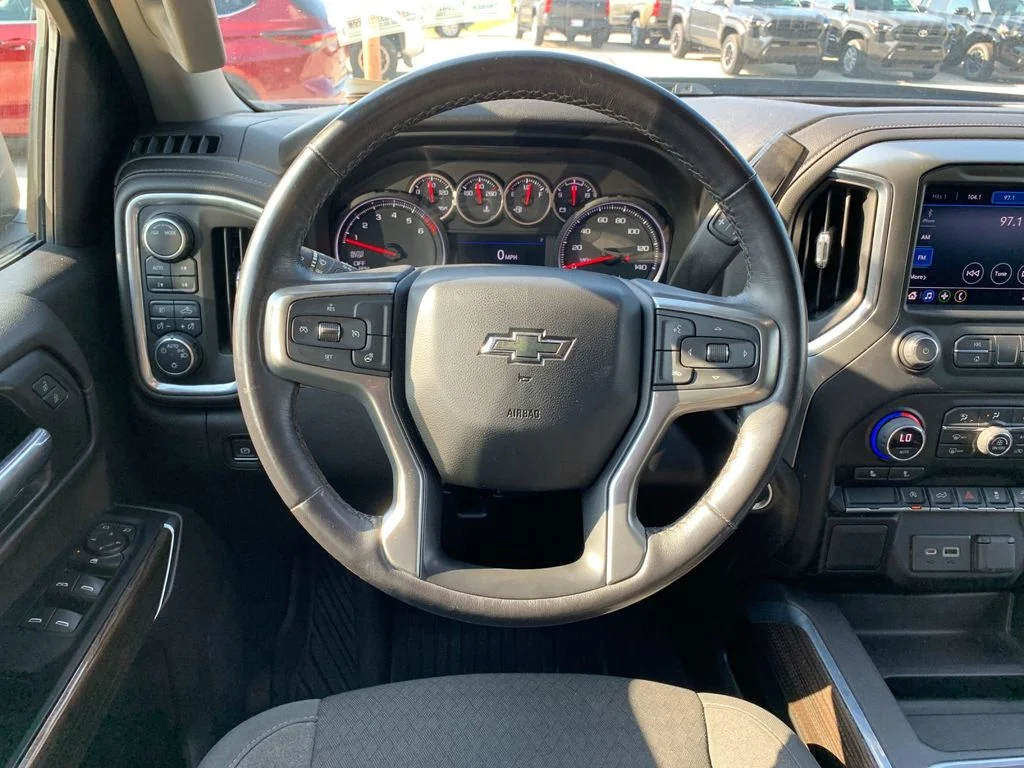Used 2022 Gray Chevrolet RST image 17