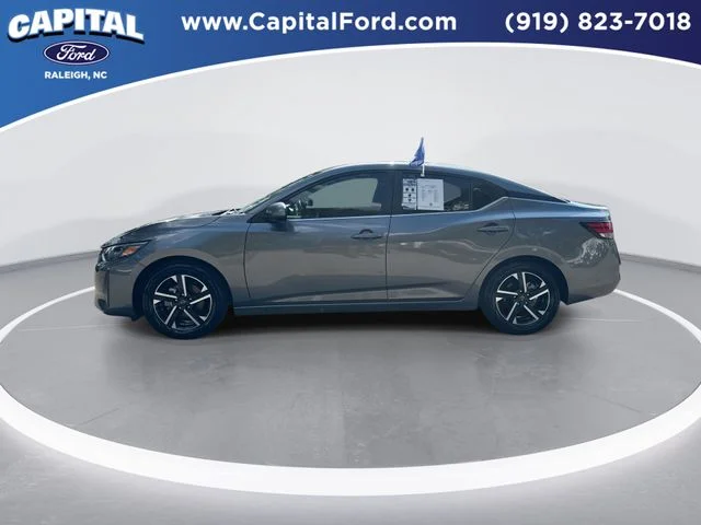 Used 2025 Gray Nissan SV image 5
