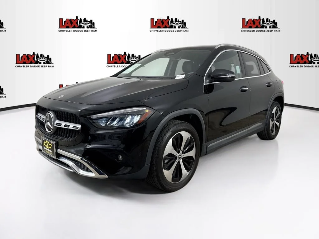 Used 2024  Mercedes-Benz GLA 250 image 3