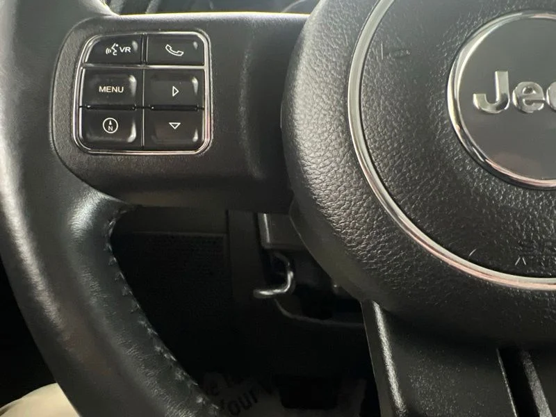 Used 2014 White Jeep Unlimited Sport image 21