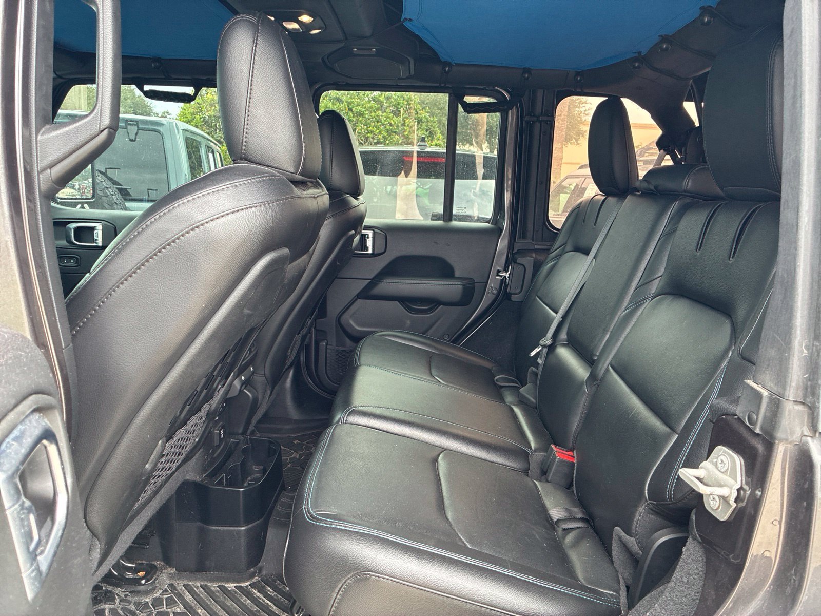 Used 2021 Gray Jeep Unlimited Rubicon 4xe image 10