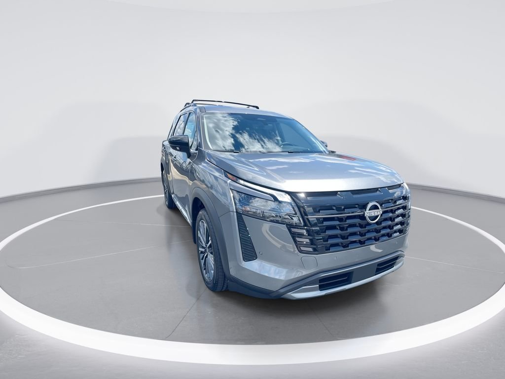 New 2026 Gray Nissan Platinum image 2