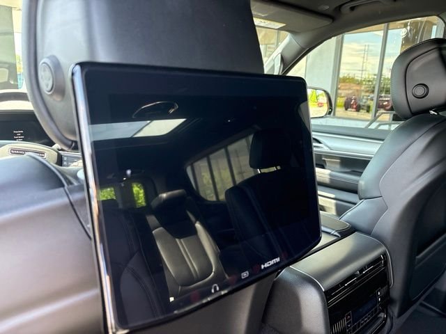 New 2026 High Gloss Black Exterior Paint Jeep Limited Reserve image 18