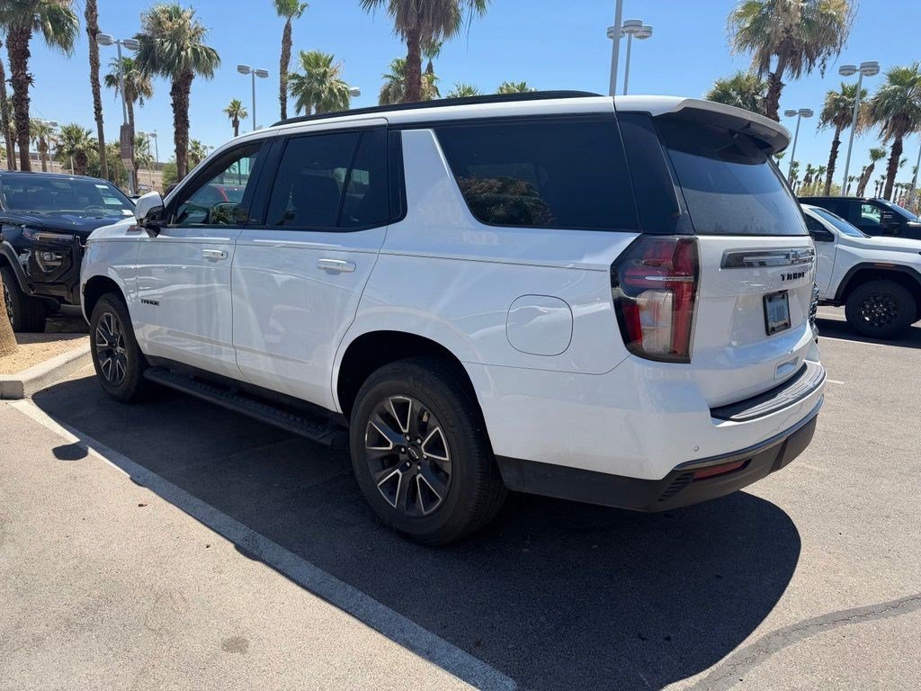 Used 2022 Summit White Chevrolet Z71 image 3