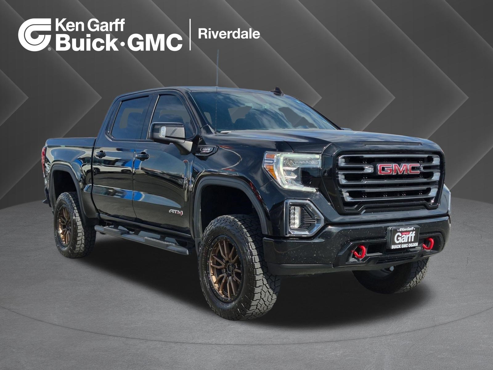 2021 GMC Sierra 4WD Crew Cab Short Box AT4's photo