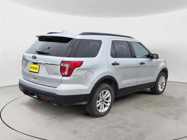 Used 2017 Ingot Silver Ford Base image 5
