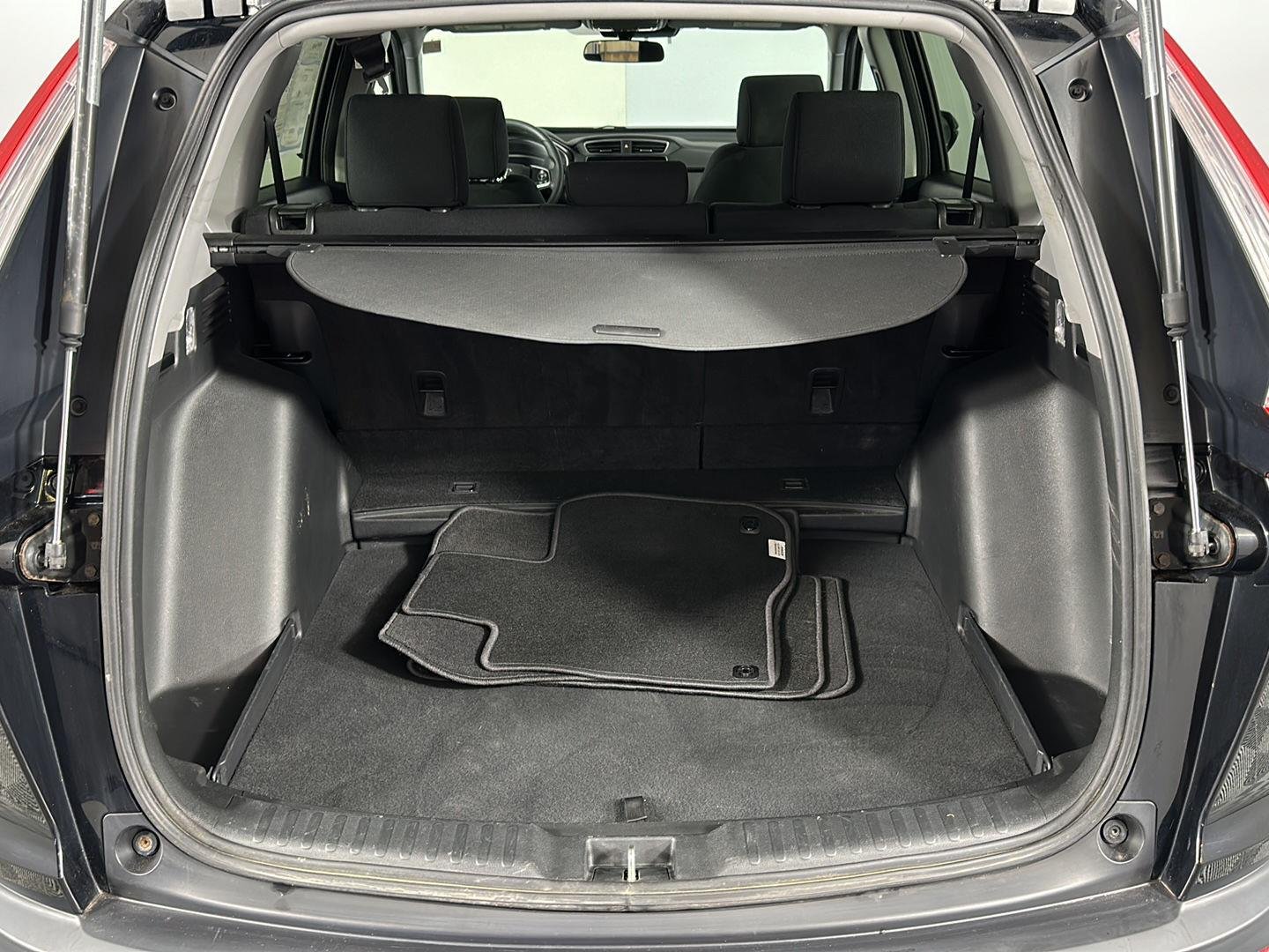 Used 2018 Crystal Black Pearl Honda EX image 24