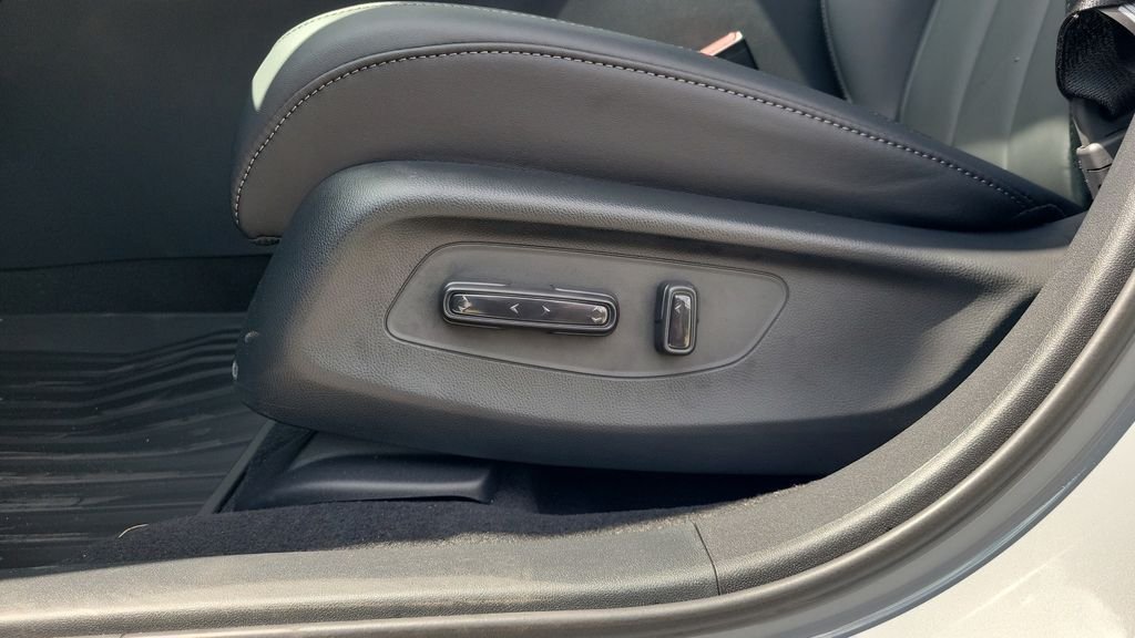 New 2026 Urban Gray Pearl Acura Base image 16