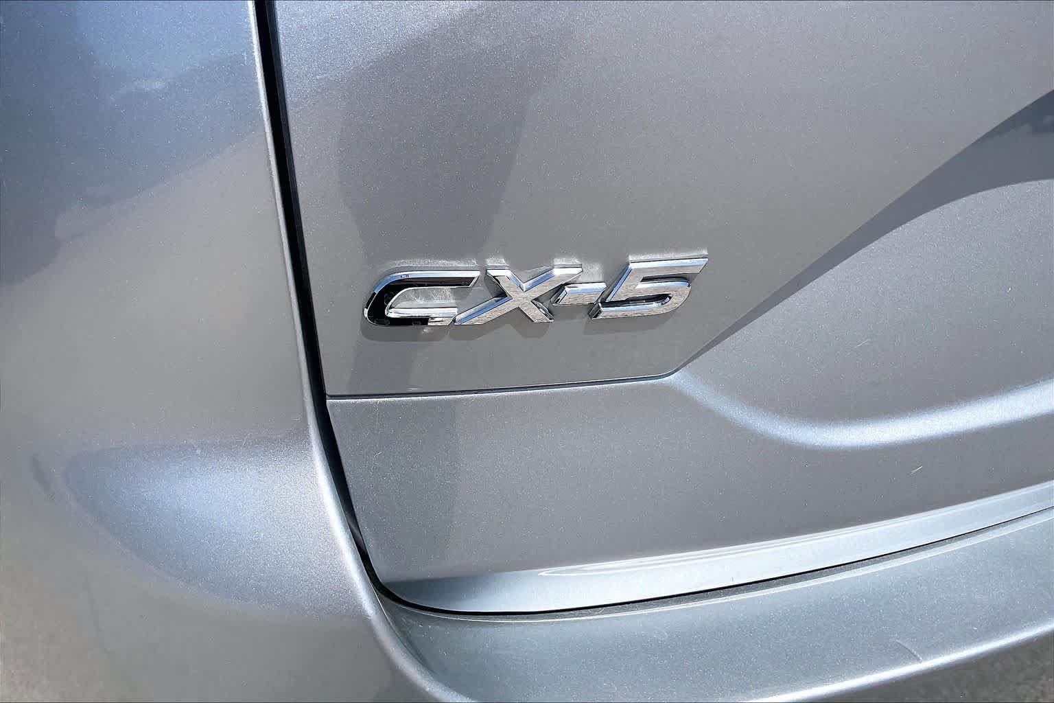Used 2017 Sonic Silver Metallic Mazda Touring image 30