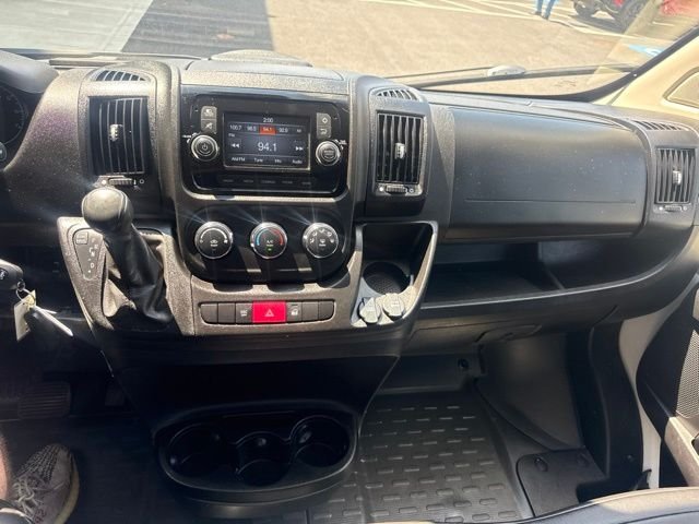 Used 2019 White Ram Low Roof image 16