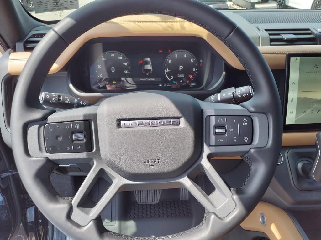 2025 Land Rover Defender S - Photo 15
