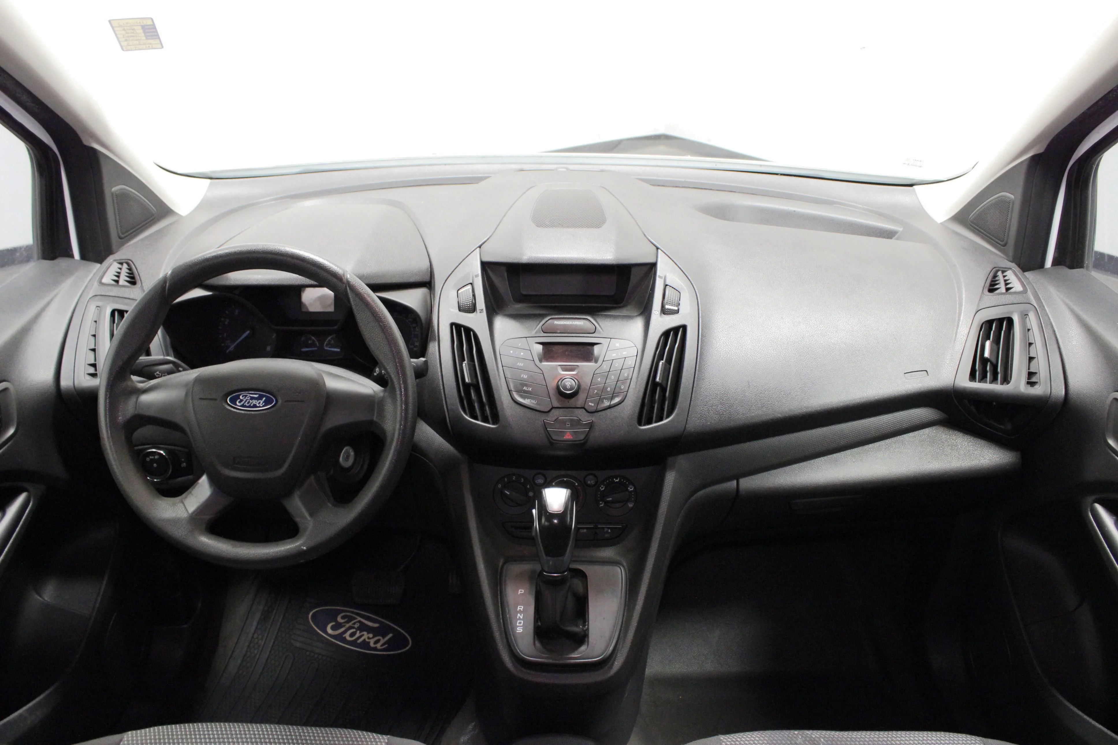 Used 2015 Frozen White Ford XL image 19