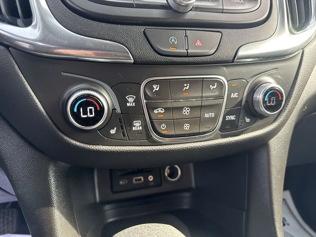 Used 2024 Blue Chevrolet LT image 19