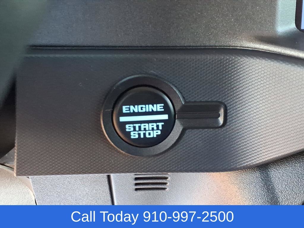 Used 2024 Red Ford Badlands image 22