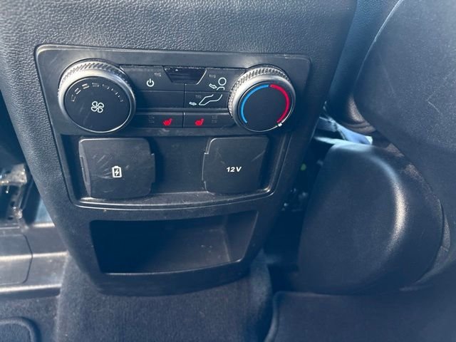 Used 2020 White Metallic Ford XLT image 33