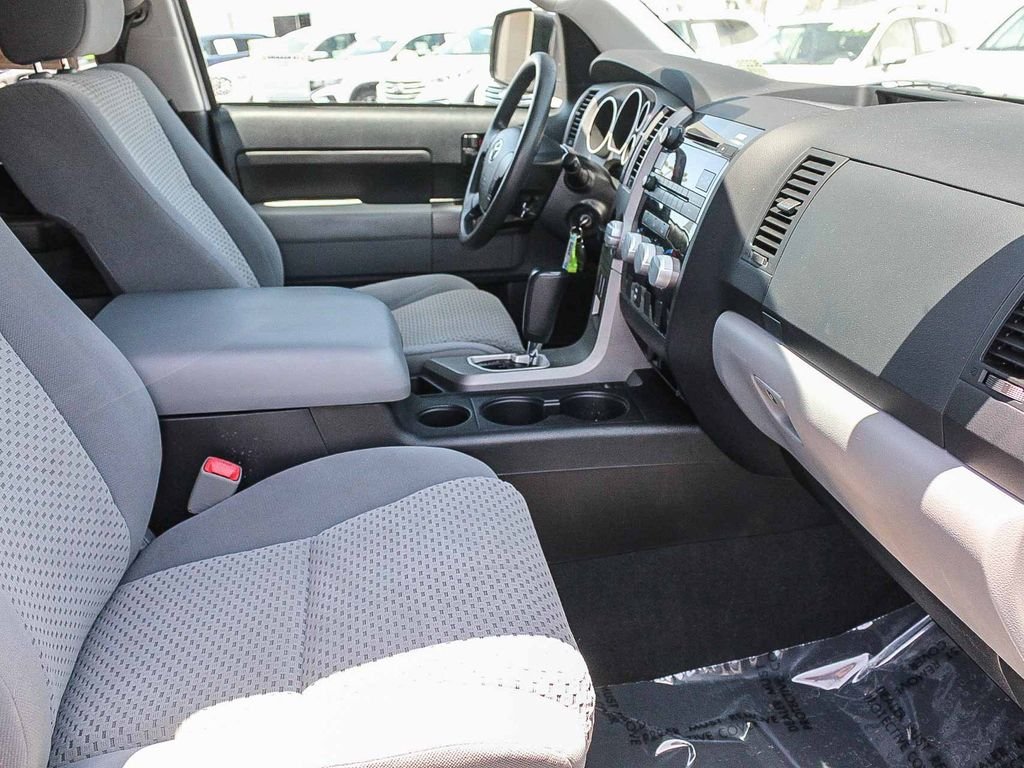 Used 2012 White Toyota Grade image 17