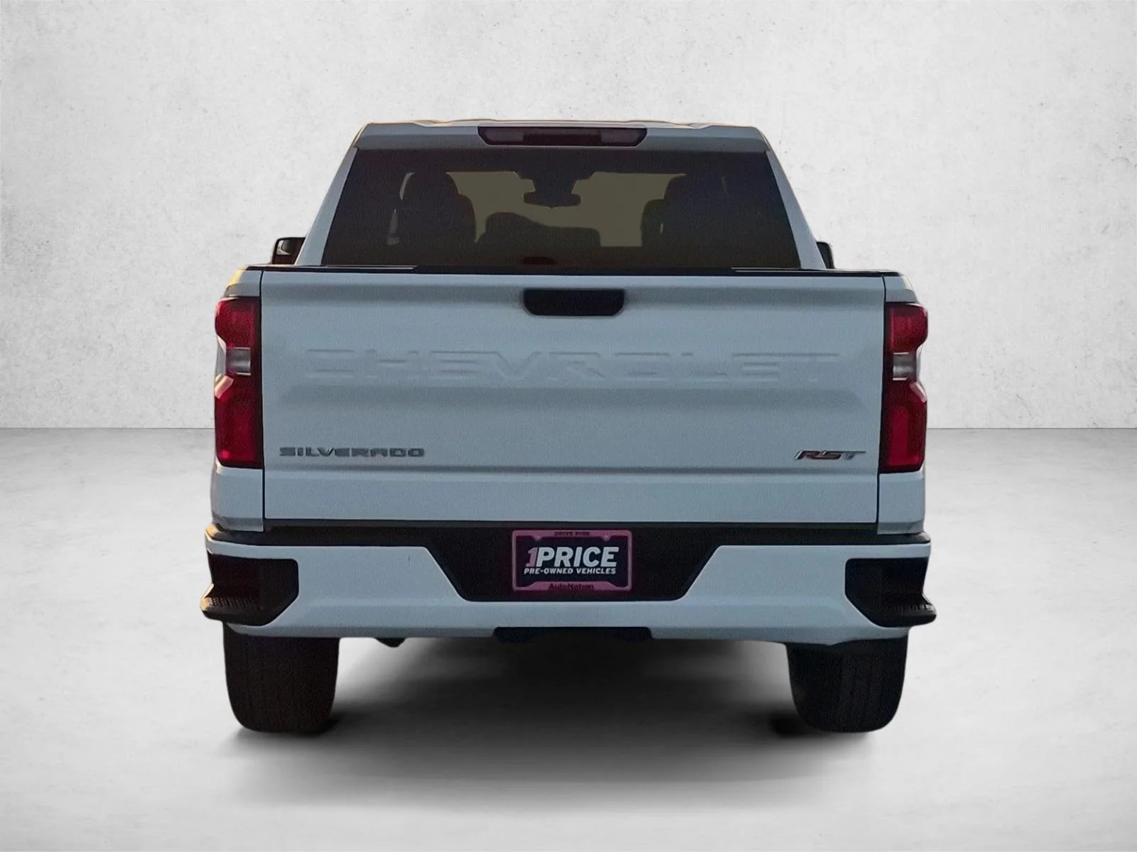Used 2023 Summit White Chevrolet RST image 7