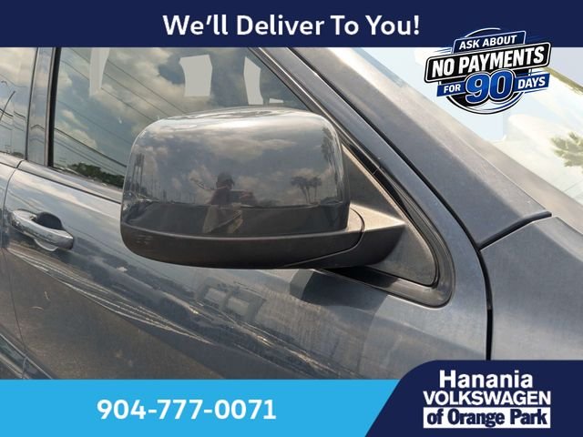 Used 2018 Black Jeep Altitude image 11