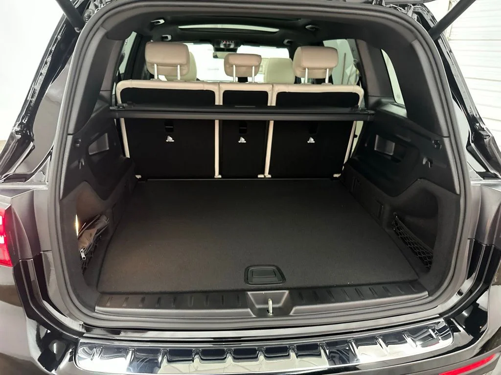 New 2026 Black Mercedes-Benz GLB 250 image 26