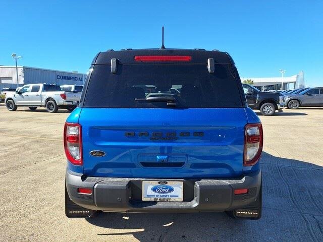 New 2025 Velocity Blue Metallic Ford Big Bend® image 4