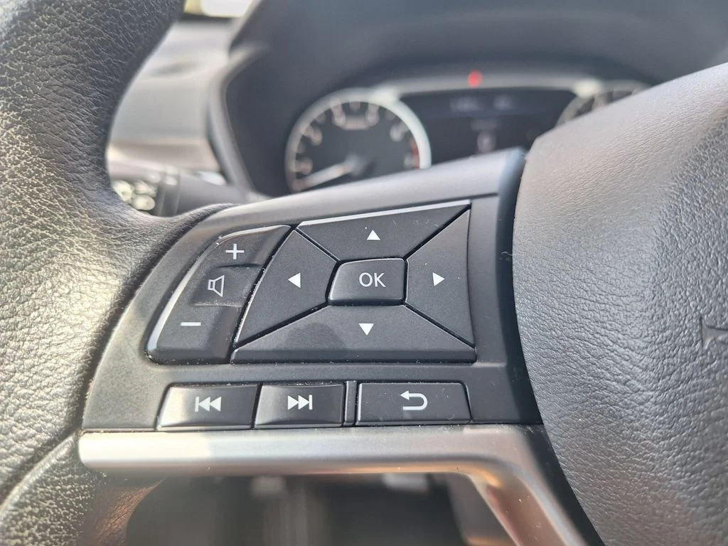2024 Nissan Altima SV - Photo 13