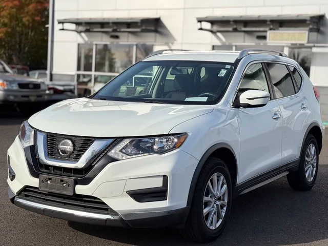 Pre-Owned 2018 Nissan Rogue SV 4D Sport Utility in Beaverton