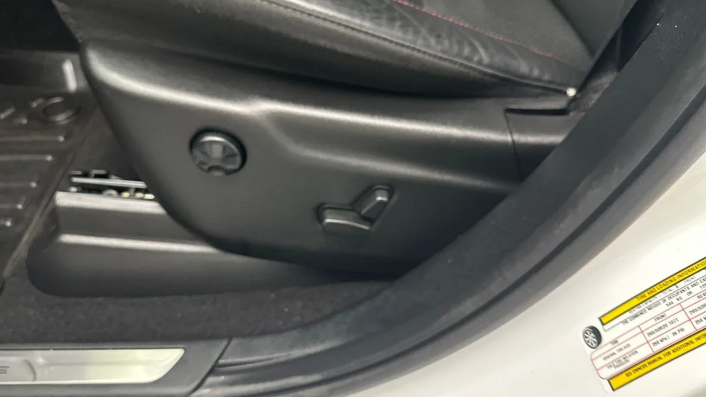 Used 2022 White Dodge R/T image 19