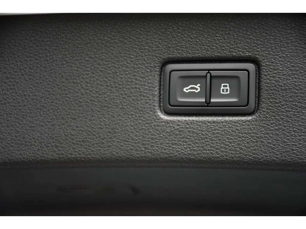 New 2026 Glacier White Metallic Audi S line Premium Plus image 23