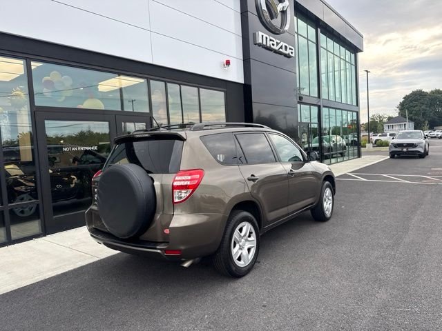 Used 2011 Brown Toyota Base image 3