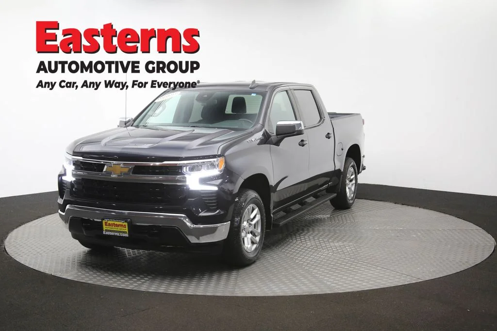 Used 2022 Gray Chevrolet LT image 54