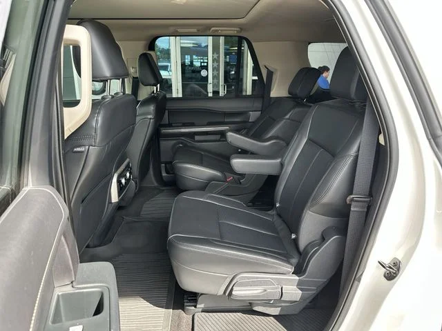 Used 2023 White Ford XLT image 23