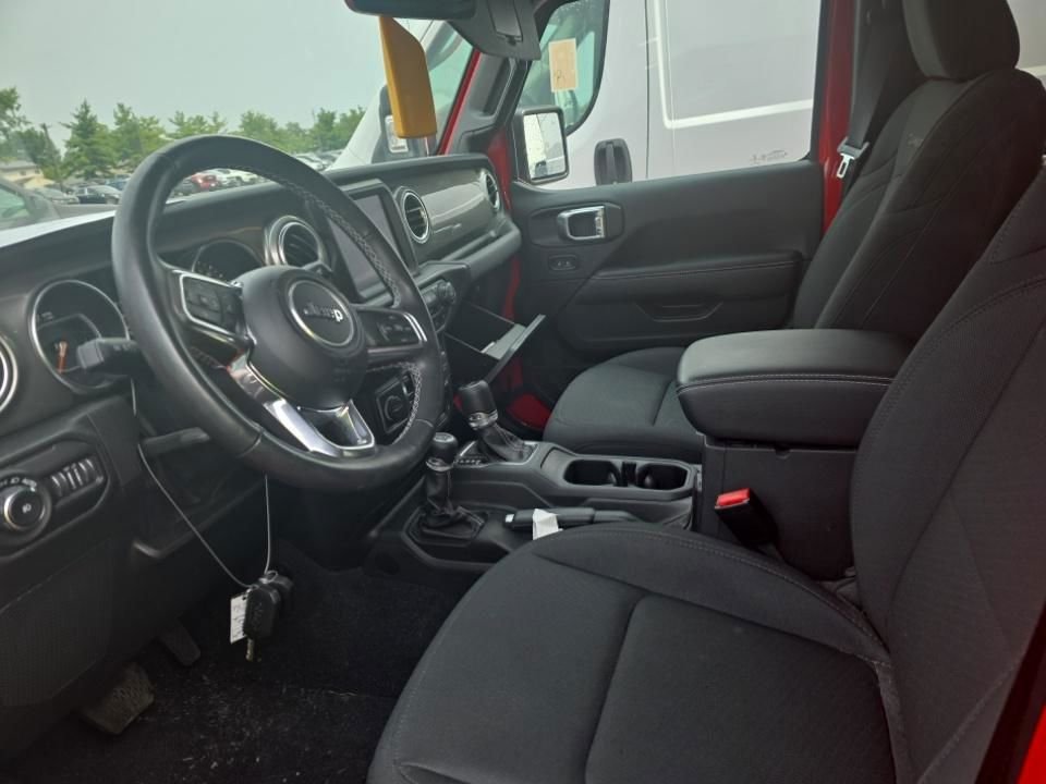 Used 2022 Red Clearcoat Jeep Unlimited Sahara image 2
