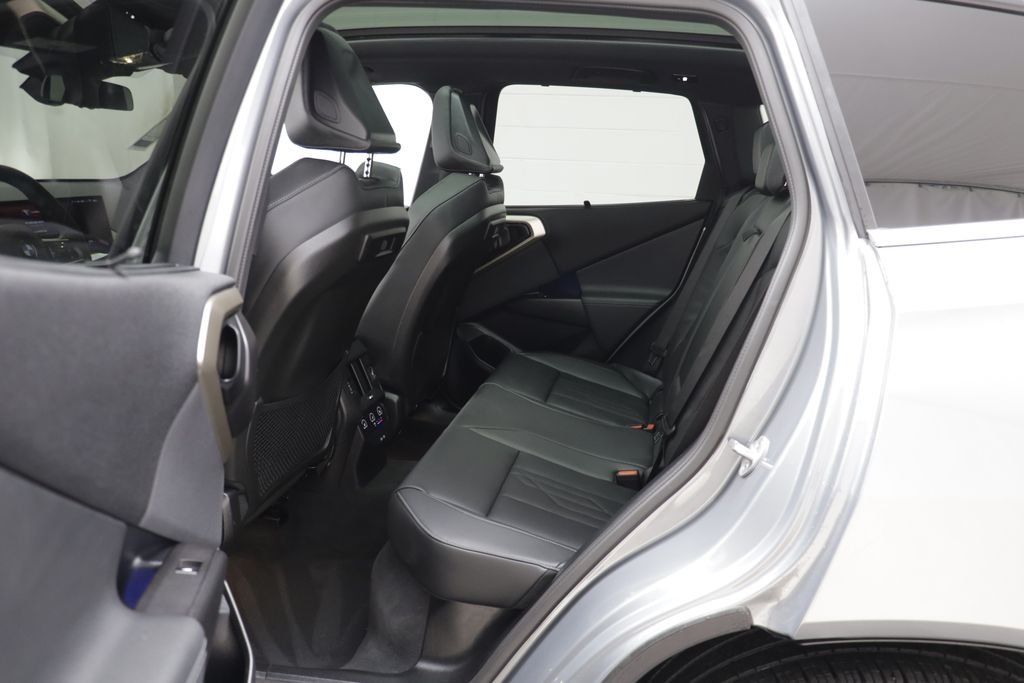 Certified Used 2025 Skyscraper Grey Metallic BMW 30 xDrive image 12