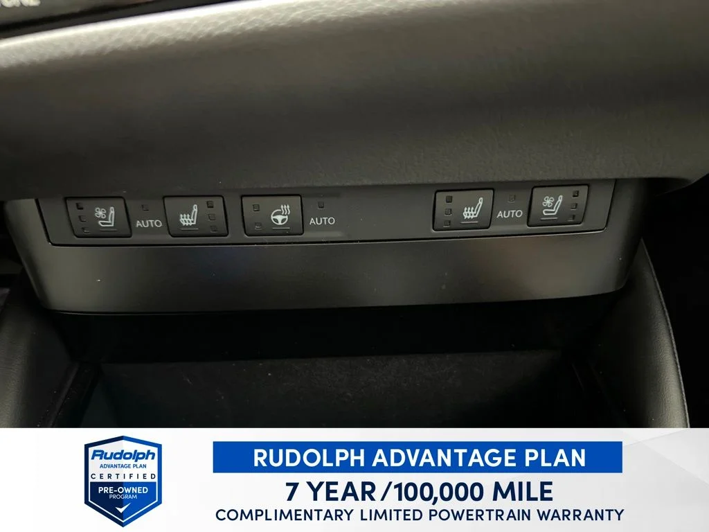 Used 2025 White Lexus 300h image 36